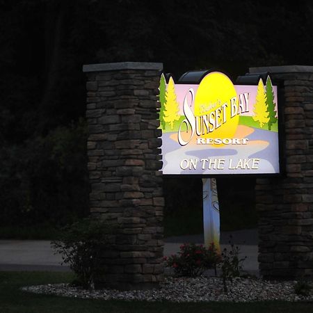 Bakers Sunset Bay Resort Lake Delton Buitenkant foto