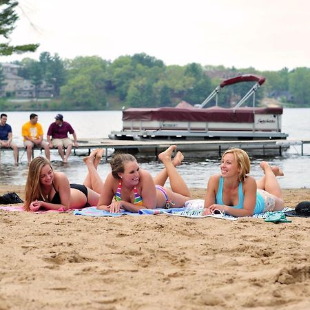 Bakers Sunset Bay Resort Lake Delton Buitenkant foto