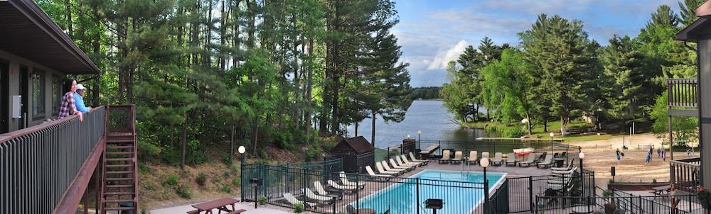 Bakers Sunset Bay Resort Lake Delton Buitenkant foto