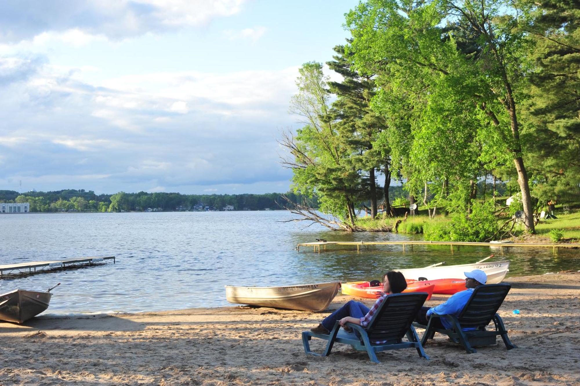 Bakers Sunset Bay Resort Lake Delton Buitenkant foto