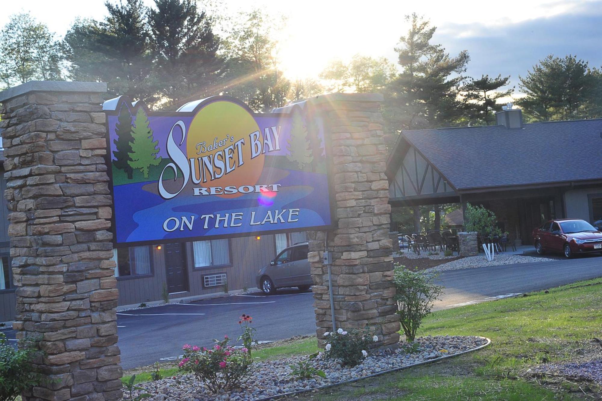Bakers Sunset Bay Resort Lake Delton Buitenkant foto